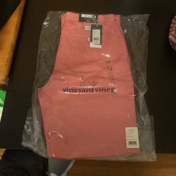 Vineyard Vines Rhubarb Club Pants - Picture 2 of 3